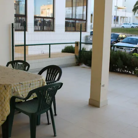 Armacao Pera Beach - דירה