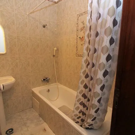 Armacao Pera Beach -